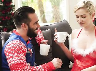 PASSION-HD Blonde Gives Christmas Gift Every Man Wants